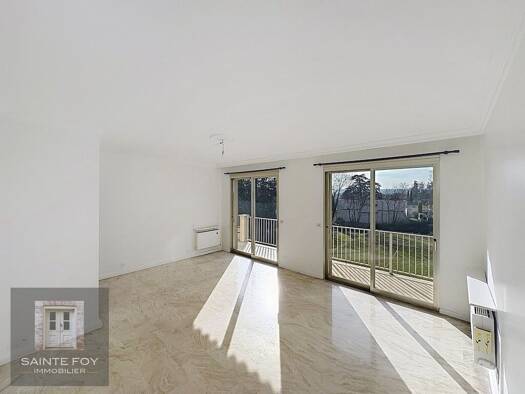 Appartement à vendre 339 000 € 3 pièces 2 chambres 80 m² Étage 3/7 Centre Écully 69130