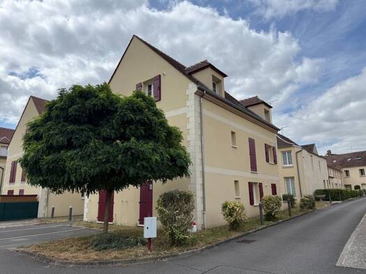 Appartement à vendre 159 000 € 2 pièces 2 chambres 49,69 m² Étage 2/2 Verneuil-en-Halatte 60550