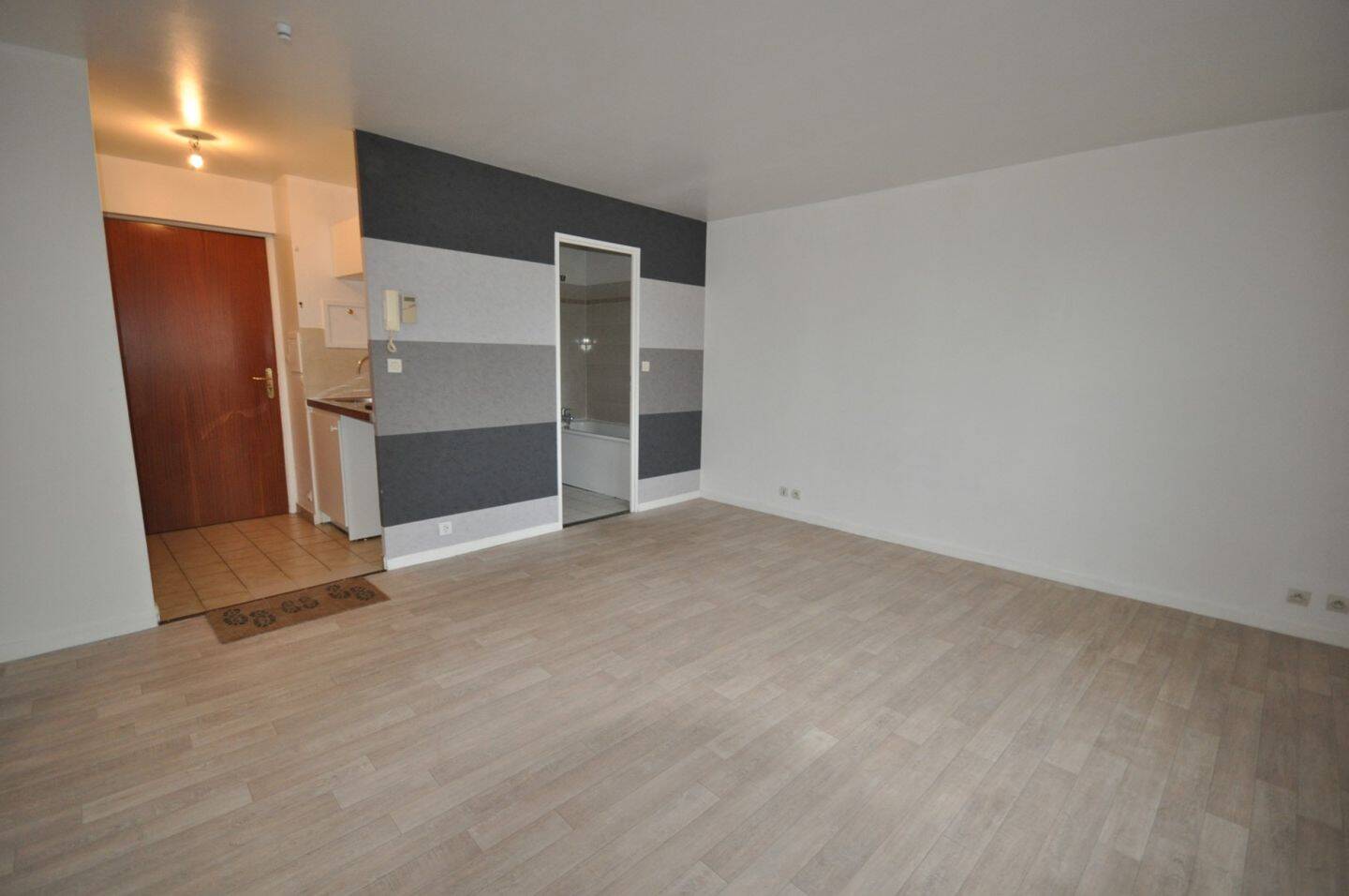 Maison à louer, 22m², LES CLAYES SOUS BOIS