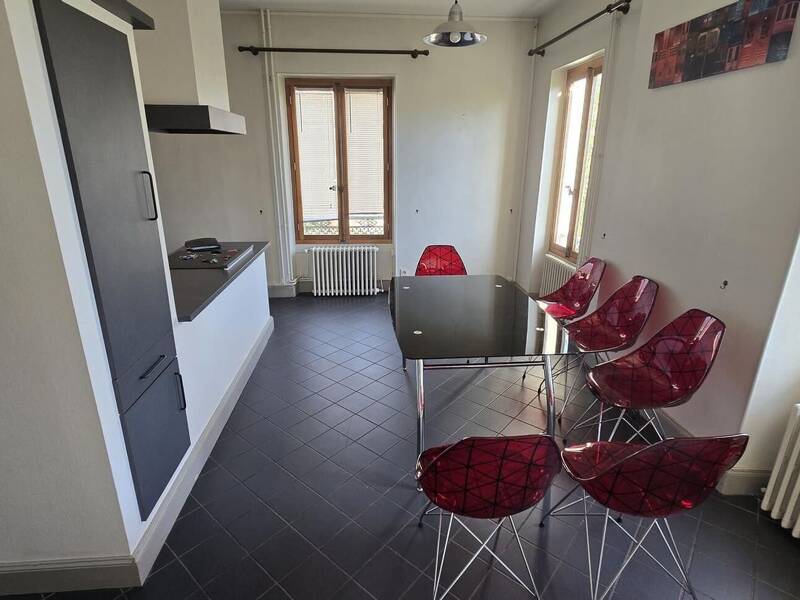 Maison à louer, 76m², RIVES