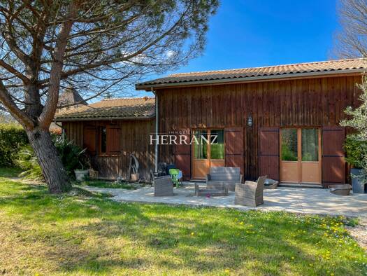 Maison de plain-pied à vendre 300 000 € 5 pièces 3 chambres 170 m² 1 054 m² de terrain Sainte-Colombe 33350