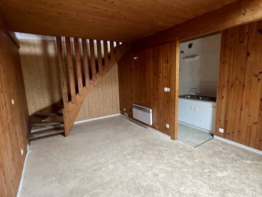 Maison à vendre 35 000 € 5 pièces 3 chambres 65 m² 93 m² de terrain Anor 59186