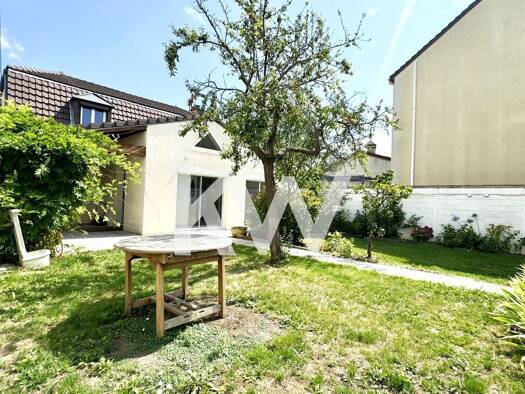 Maison à vendre 460 000 € 4 pièces 3 chambres 145 m² 425 m² de terrain Hôtel de Ville-Bel Air Franconville 95130