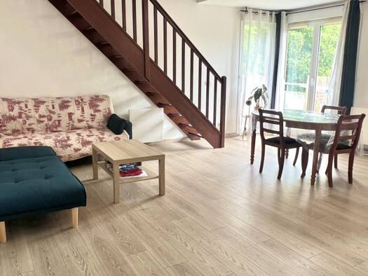 Duplex à vendre 179 000 € 2 pièces 1 chambre 55 m² Étage 2/1 Centre Est et Sud Gonesse 95500