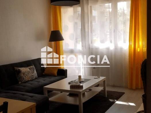 Appartement à louer 690 € 3 pièces 2 chambres 56 m² RDC/4 Les Nations Vandœuvre-lès-Nancy 54500