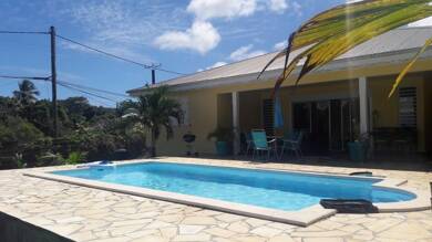 Villa à vendre 390 000 € 4 pièces 3 chambres 92 m² 1 218 m² de terrain Goyave 97128