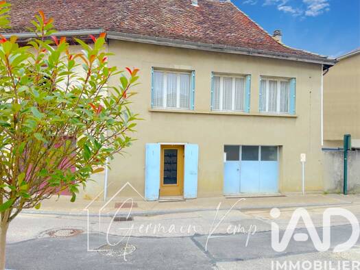 Maison à vendre 149 000 € 3 pièces 2 chambres 65 m² 204 m² de terrain Les Abrets en Dauphiné 38490