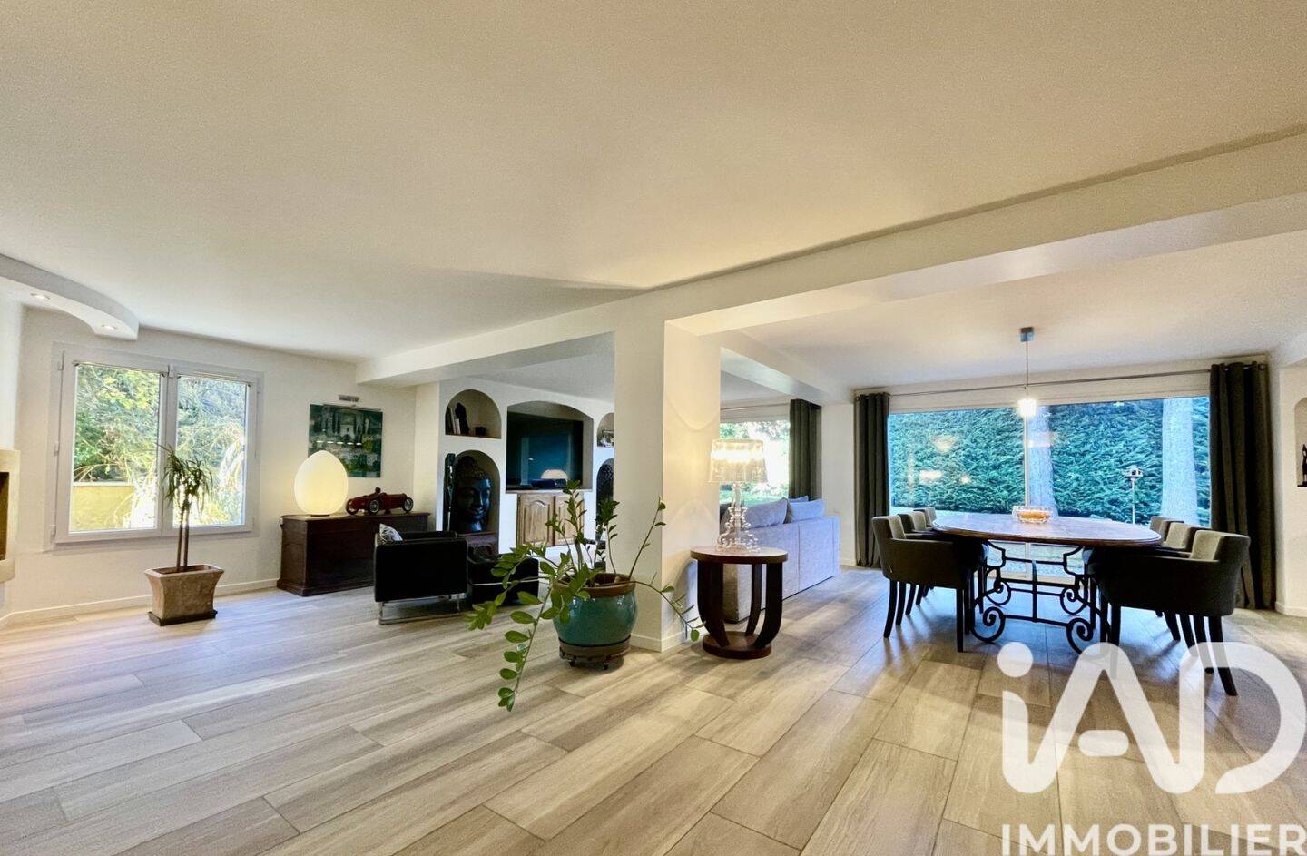 Maison à vendre, 246m², LA TOUR DE SALVAGNY