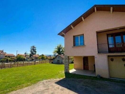 Maison à vendre 196 000 € 3 pièces 2 chambres 80 m² 1 100 m² de terrain Les Abrets en Dauphiné 38490