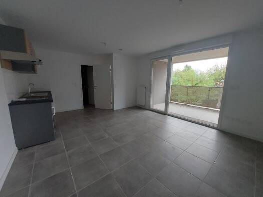 Appartement à louer 726 € 2 pièces 1 chambre 44,5 m² Étage 1/2 Belveze L'Union 31240