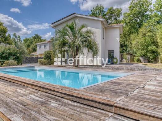 Maison de ville à vendre 529 000 € 7 pièces 5 chambres 149 m² 1 151 m² de terrain Cadaujac 33140