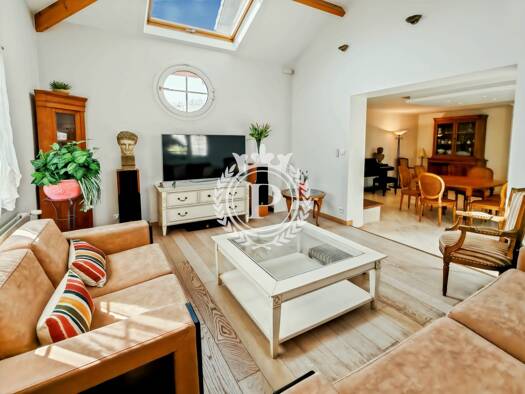 Maison à vendre 795 000 € 7 pièces 5 chambres 185 m² 344 m² de terrain Ramenas-Léo Lagrange Montreuil 93100