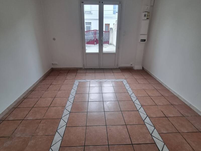 Maison à louer, 60m², ARLES