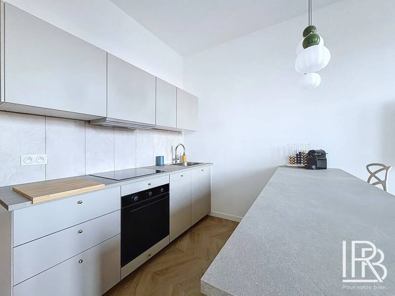 Maison à louer, 49m², MARSEILLE 6E