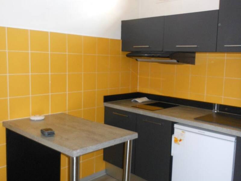 Maison à louer, 24m², NEYRON