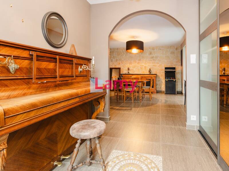 Maison à vendre, 163m², VEZIN LE COQUET