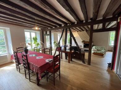 Maison à vendre 375 000 € 8 pièces 5 chambres 210 m² 208 m² de terrain Village Le Mée-sur-Seine 77350
