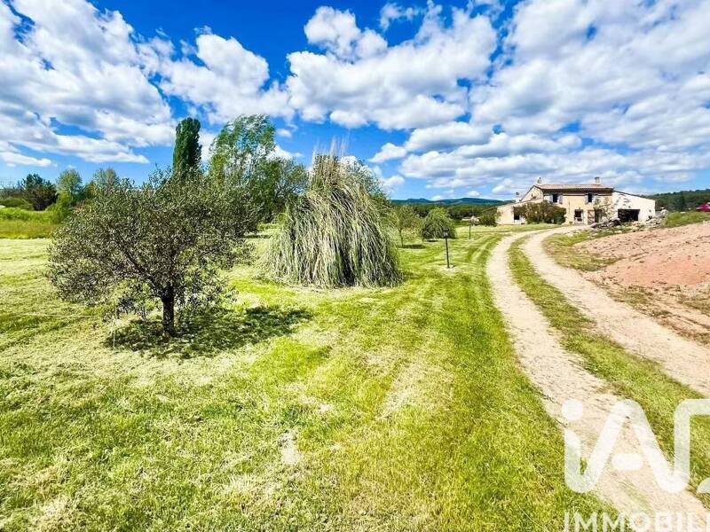 Maison à vendre, 132m², VILLECROZE