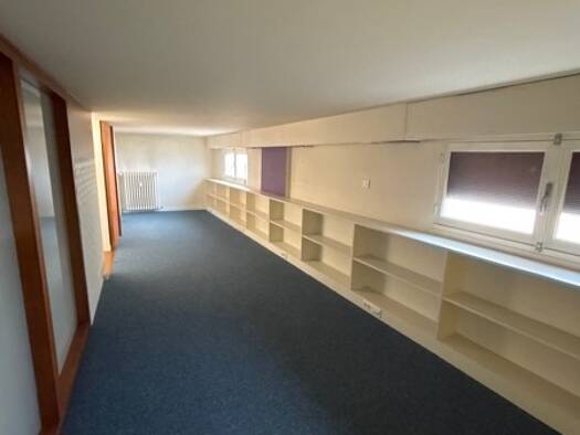 Local commercial à louer 1 365 € 80 m² de surface de vente Lagny-sur-Marne 77400