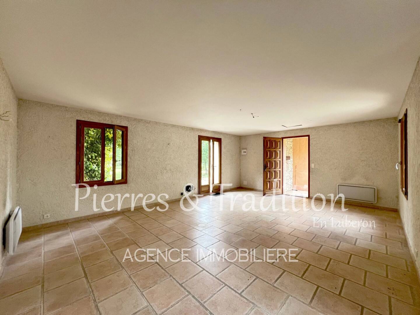Maison à vendre, 132m², SAINT SATURNIN LES APT
