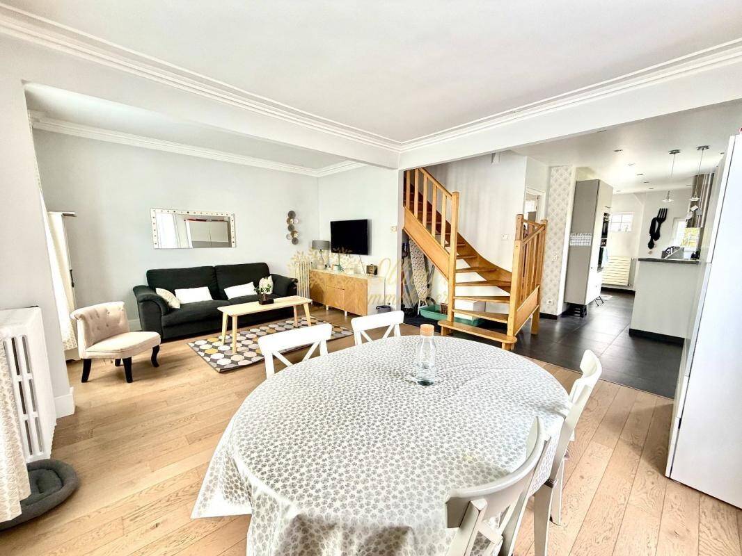 Maison à vendre, 110m², SAINT MAUR DES FOSSES