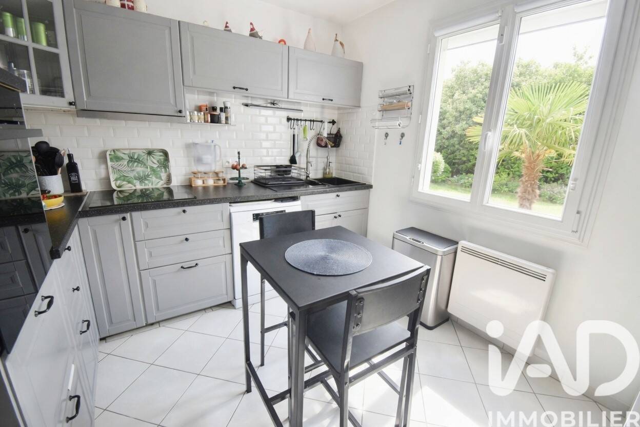 Maison à vendre, 113m², VERNEUIL L'ETANG