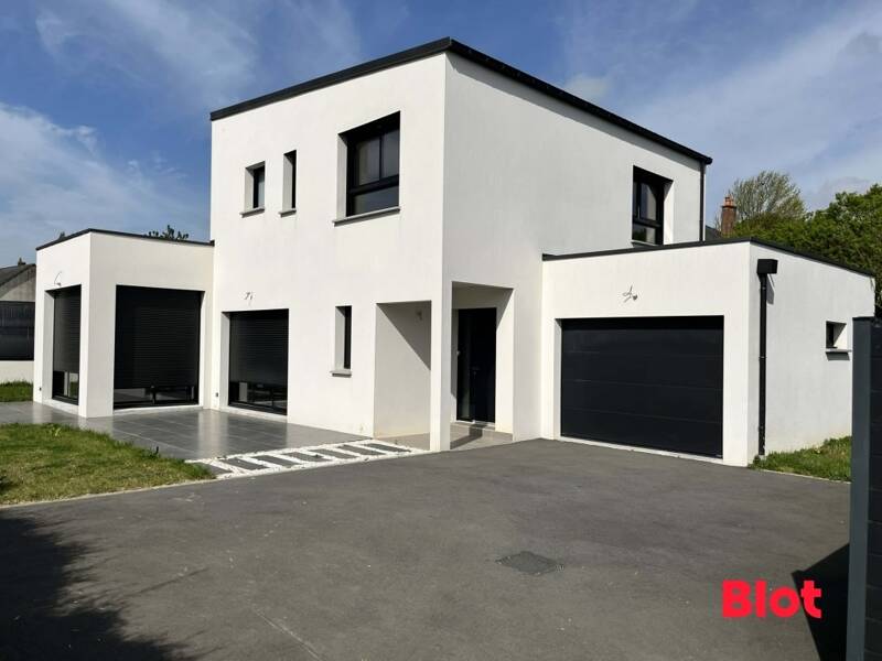 Maison à vendre, 162m², LA MEZIERE