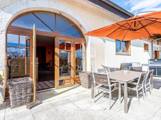 Maison à vendre 1 395 000 € 4 pièces 3 chambres 197 m² 200 m² de terrain Péron 01630