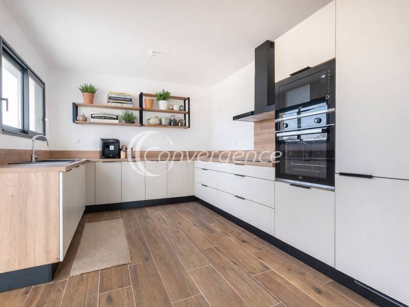 Maison à vendre, 132m², PEYRILHAC