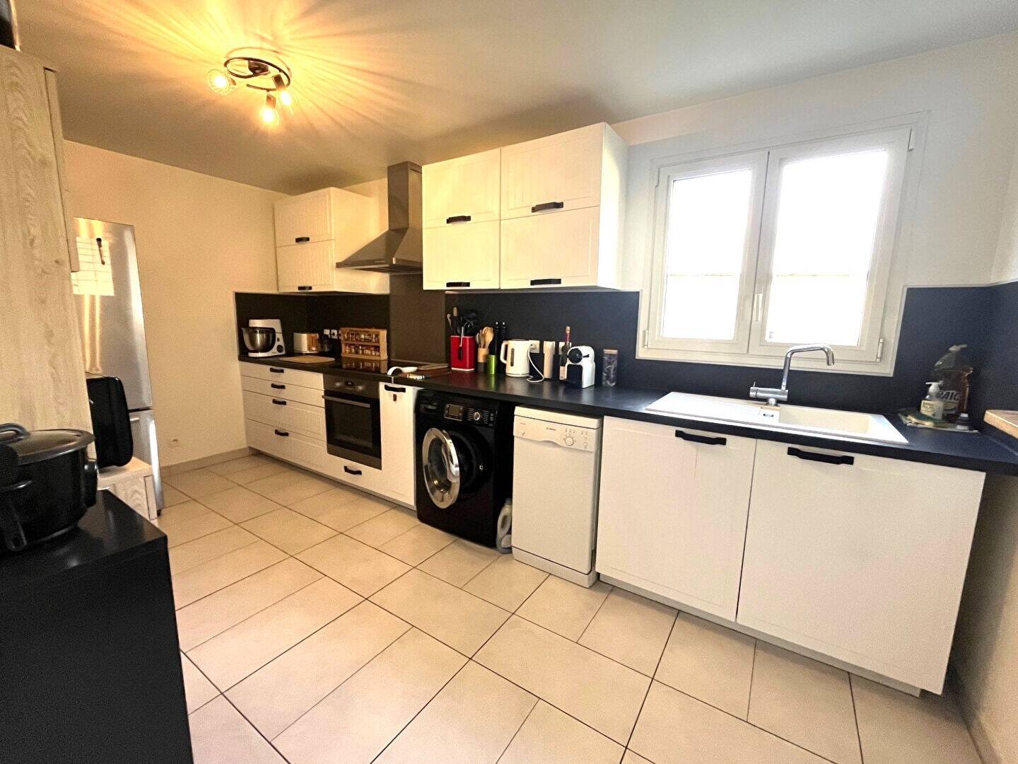 Maison à vendre, 131m², NEUILLY EN THELLE