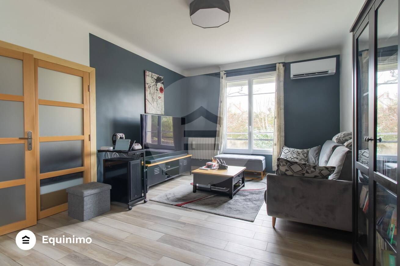 Maison à vendre, 205m², SAINT MAUR DES FOSSES