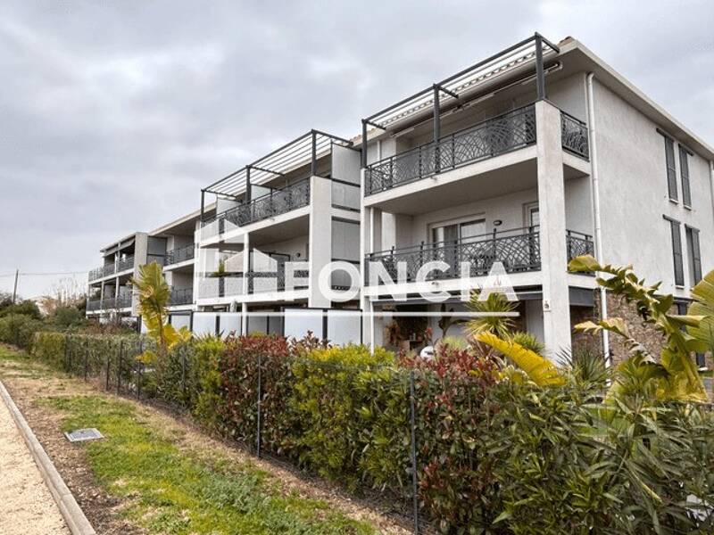 Maison à louer, 61m², HYERES