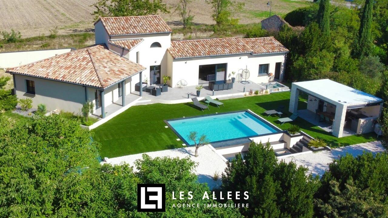 Maison à vendre, 179m², LES GRANGES GONTARDES