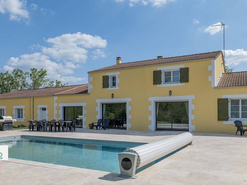Maison à vendre, 280m², MOUZEUIL SAINT MARTIN