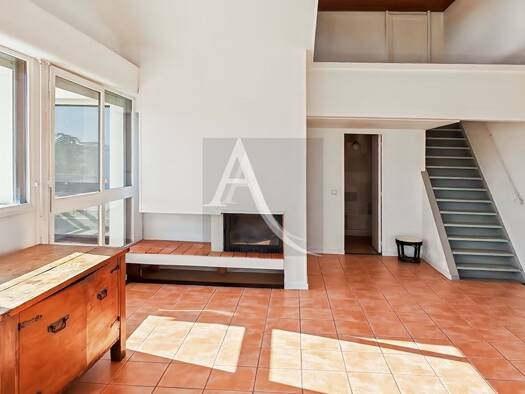 Appartement à vendre 165 000 € 4 pièces 2 chambres 91 m² Étage 2/2 Saint Etienne Villeneuve-sur-Lot 47300