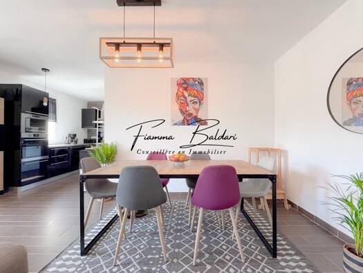 Appartement à vendre 200 000 € 4 pièces 3 chambres 88 m² Étage 1/4 Lucciana 20290