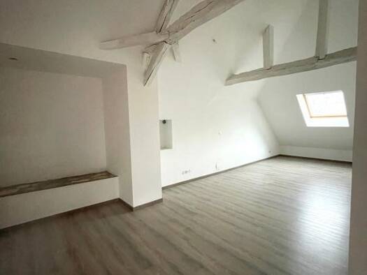 Maison à vendre 86 000 € 3 pièces 2 chambres 100 m² 183 m² de terrain Le Mouesse Nevers 58000