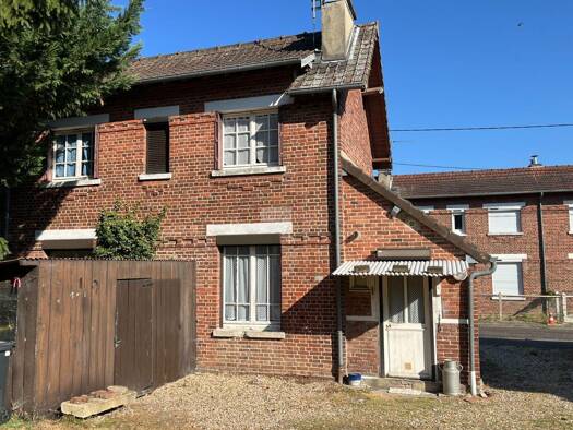 Maison à vendre 82 620 € 3 pièces 2 chambres 52,56 m² 424 m² de terrain Serquigny 27470