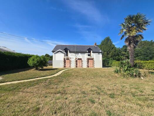 Maison de plain-pied à vendre 208 000 € 5 pièces 3 chambres 93 m² 1 676 m² de terrain Guipel 35440
