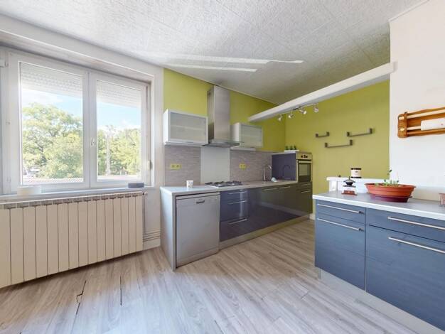 Appartement à vendre 135 000 € 3 pièces 2 chambres 82 m² 1er étage Sud Est Hagondange 57300