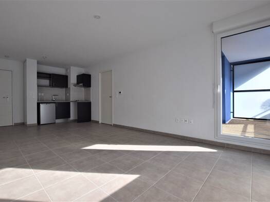 Appartement à louer 605 € 2 pièces 1 chambre 40 m² Étage 1/2 Croix-daurade Toulouse 31200