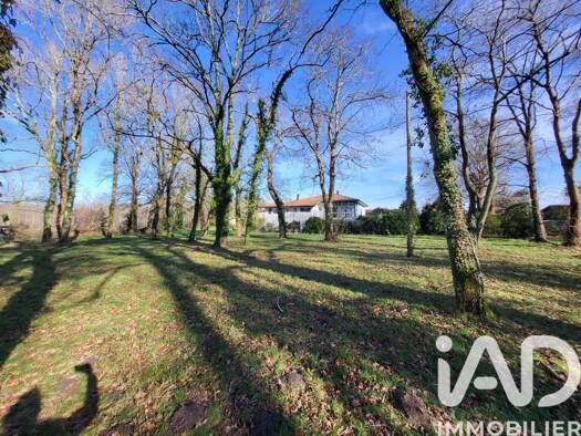 Maison à vendre 495 000 € 12 pièces 6 chambres 260 m² 5 019 m² de terrain Saubrigues 40230