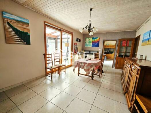 Maison à vendre 220 000 € 13 pièces 6 chambres 168 m² 833 m² de terrain Lugy 62310