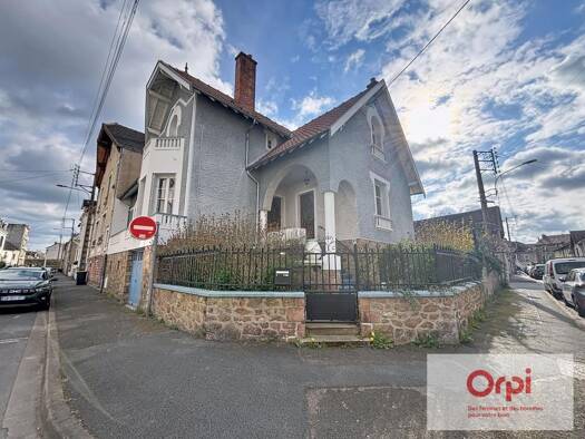 Maison à louer 795 € 6 pièces 5 chambres 181,9 m² dès le 15/06/2026 Cité Bretonnie-Chatelet-Favieres-Conches Montluçon 03100