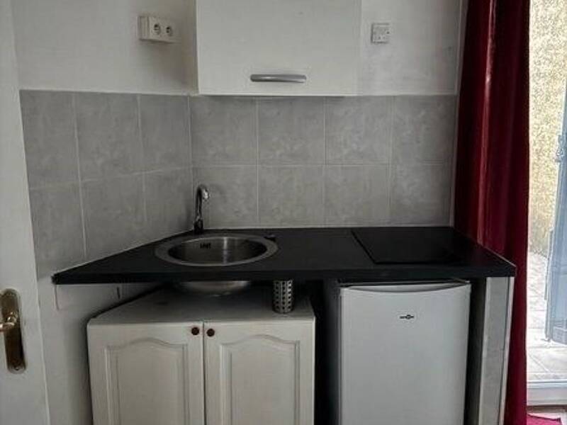 Maison à louer, 25m², SENAS