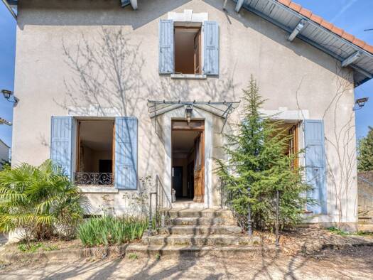 Maison à vendre 600 000 € 7 pièces 5 chambres 182 m² 445 m² de terrain Sainte-Foy-lès-Lyon 69110