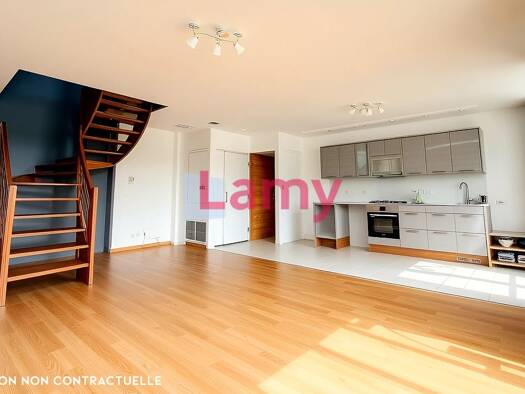Duplex à vendre 182 400 € 3 pièces 74,8 m² 1er étage Centre Seclin 59113