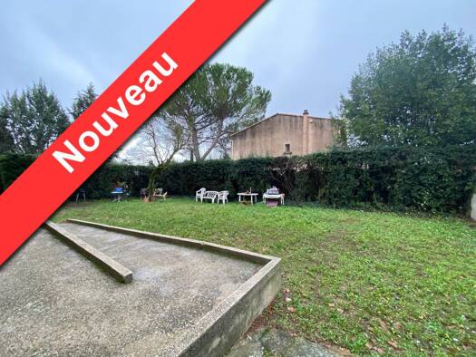 Appartement à louer 825 € 3 pièces 2 chambres 64,1 m² 1er étage Saint-Maximin-la-Sainte-Baume 83470