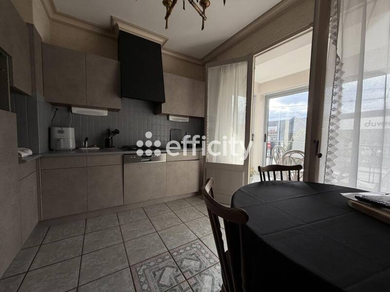 Maison à vendre, 200m², SAINT PRIEST EN JAREZ