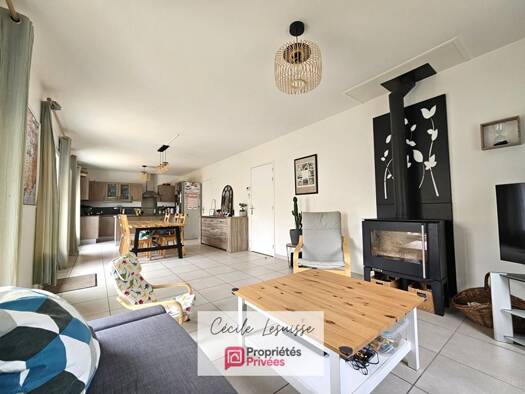 Maison à vendre 282 700 € 7 pièces 6 chambres 127 m² 771 m² de terrain Vieux Gravenchon Port-Jérôme-sur-Seine 76330